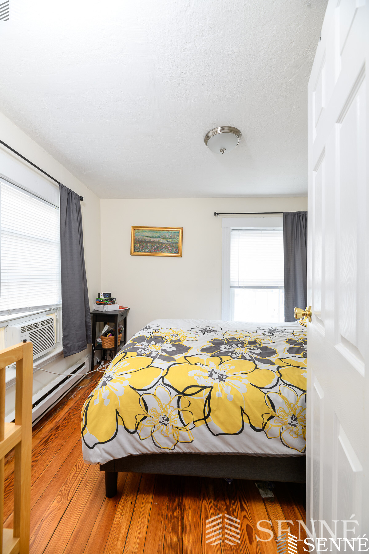 720 Massachusetts Ave, Riverside