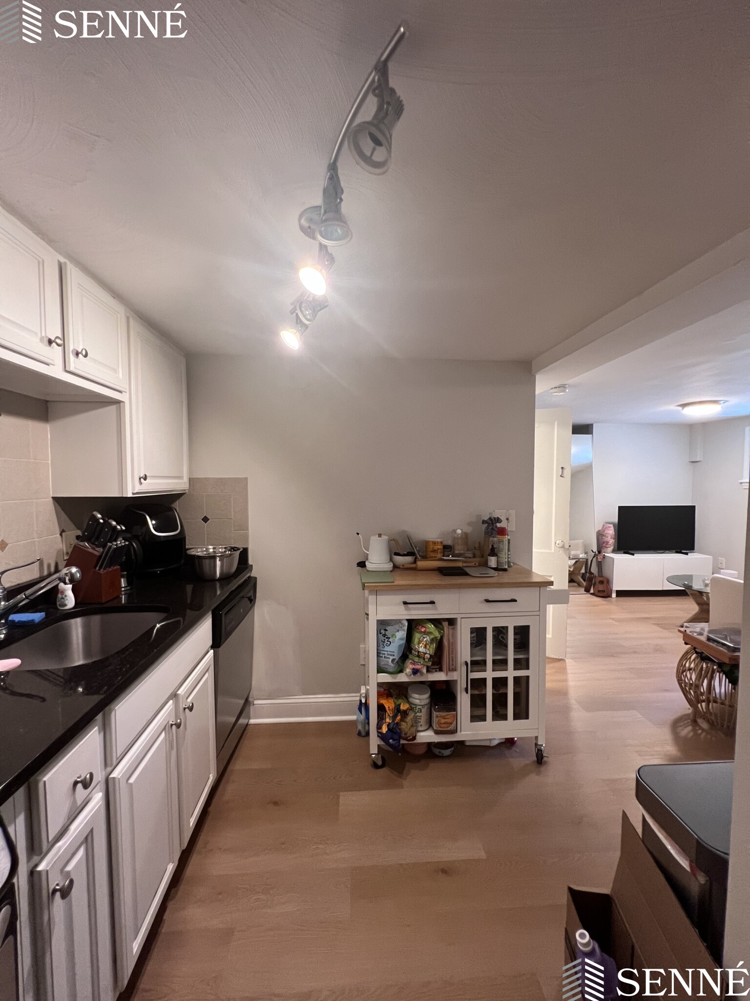 192 Central St, Winter Hill