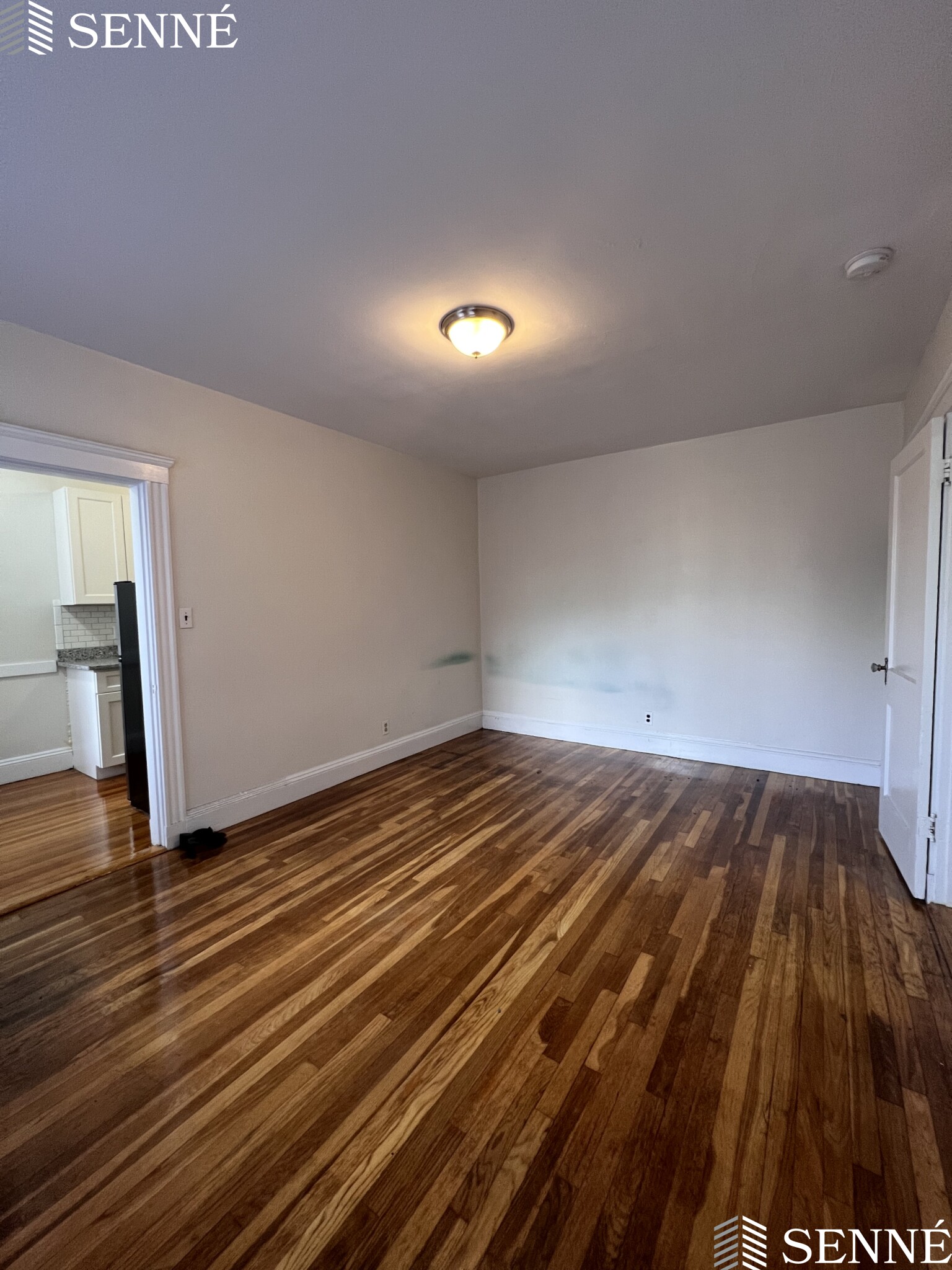 28 Langdon St, Neighborhood Nine