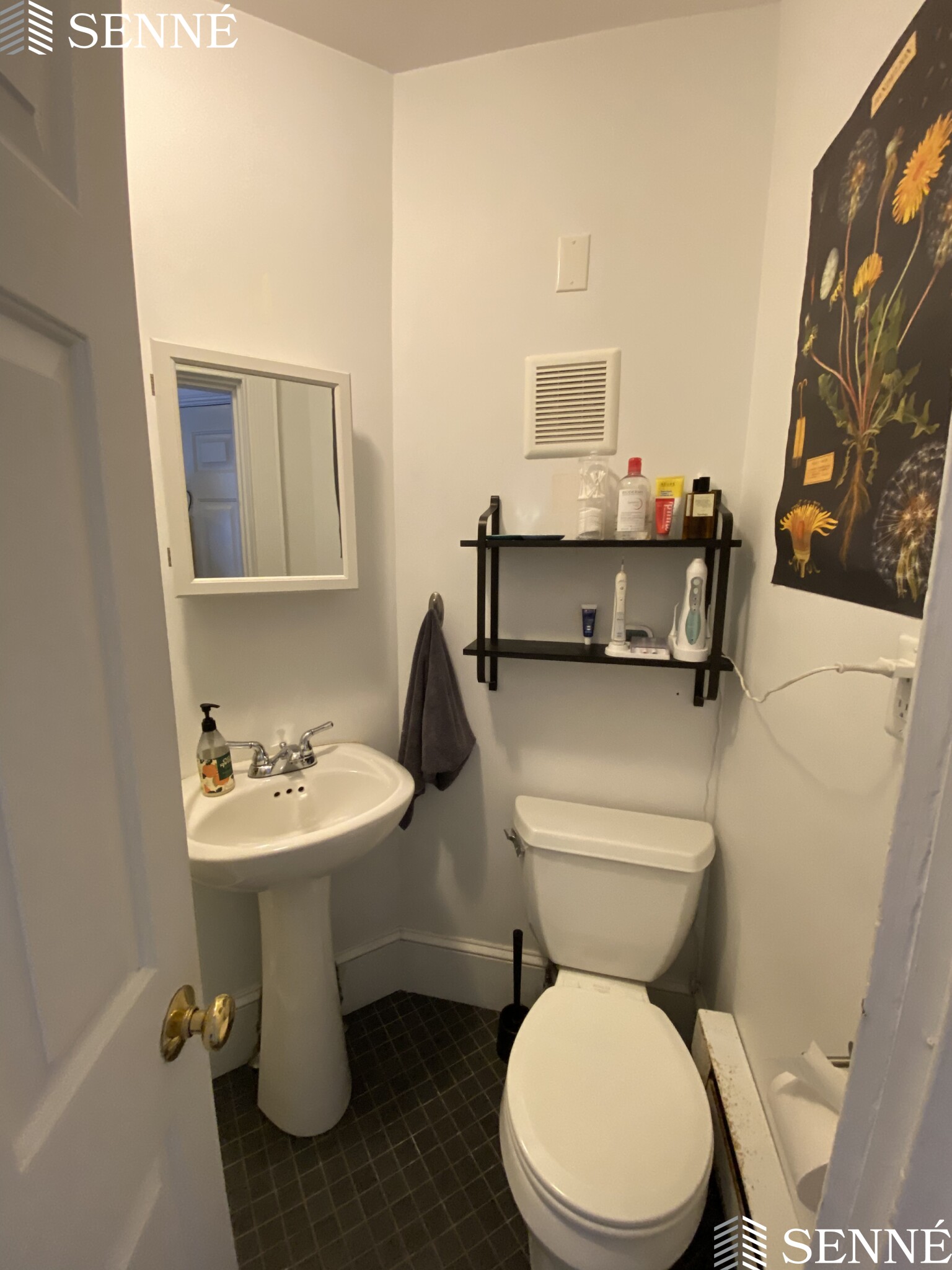 991 Mass Ave, Mid Cambridge