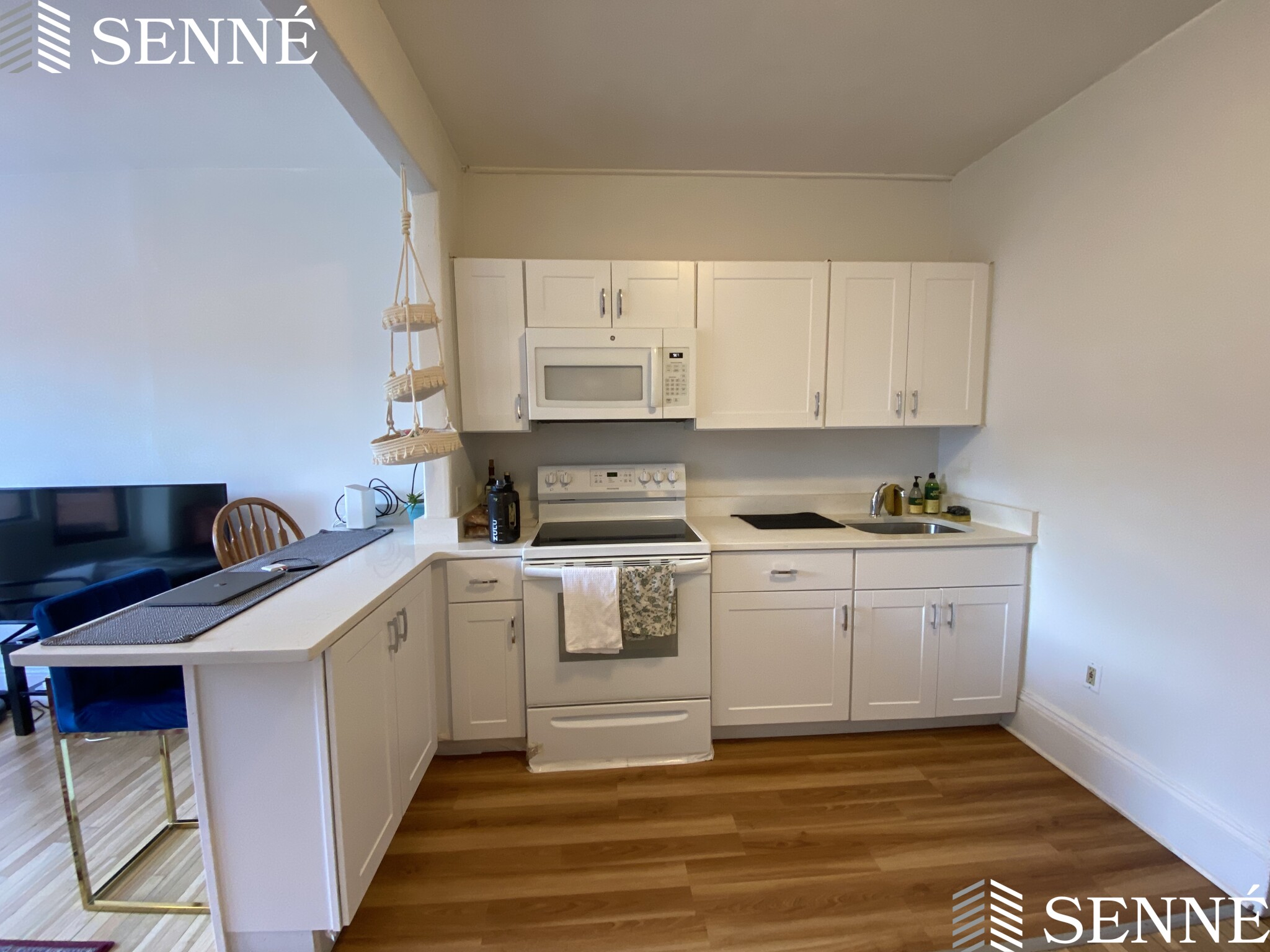 991 Mass Ave, Mid Cambridge