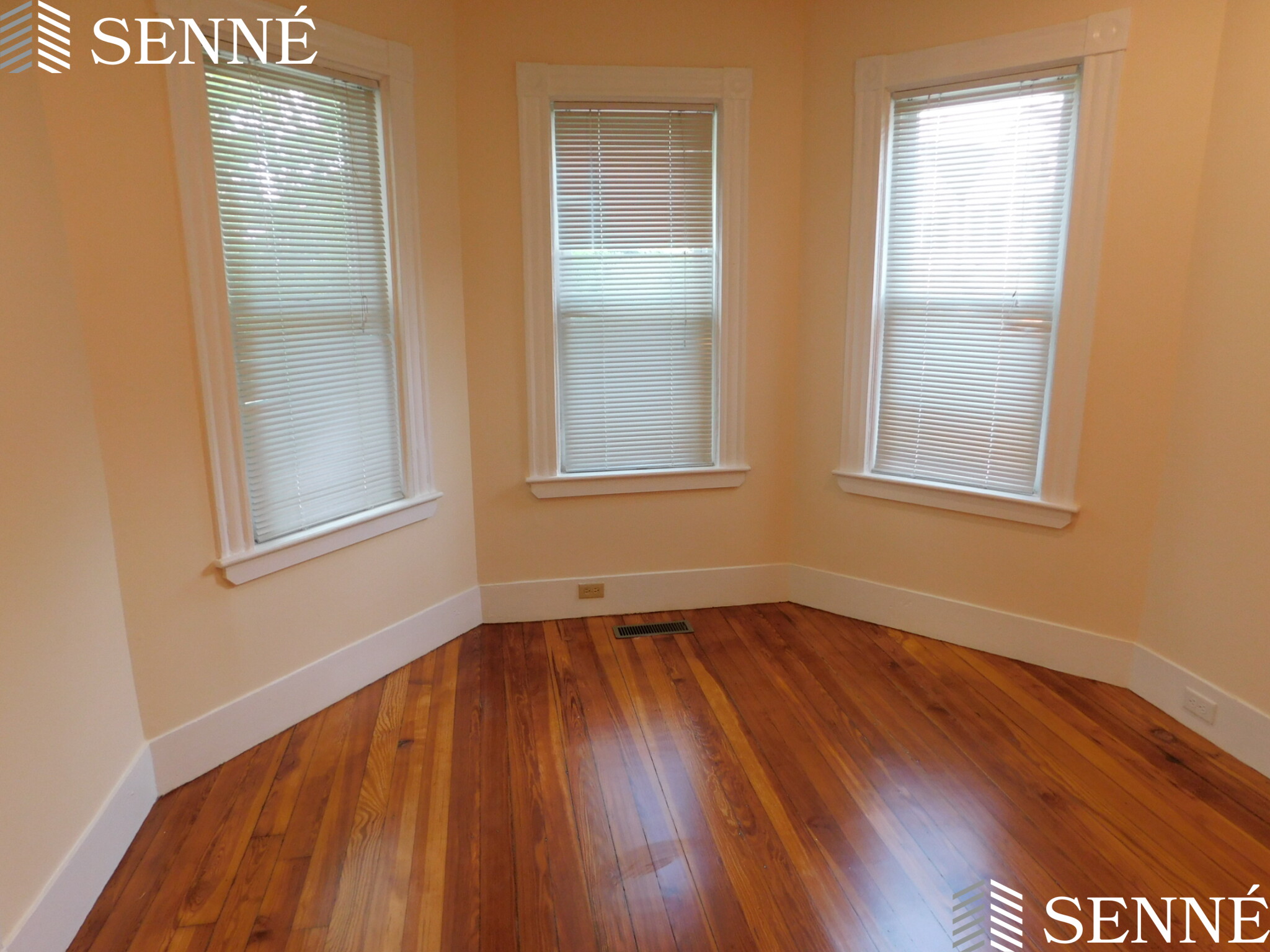 55 Porter Rd, North Cambridge