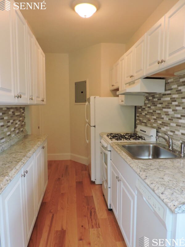 353 Harvard St, Mid-Cambridge