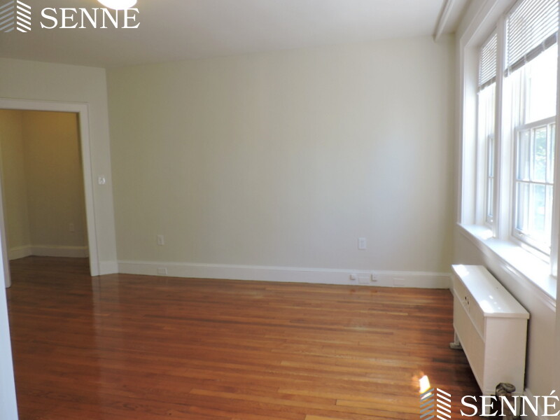 353 Harvard St, Mid-Cambridge