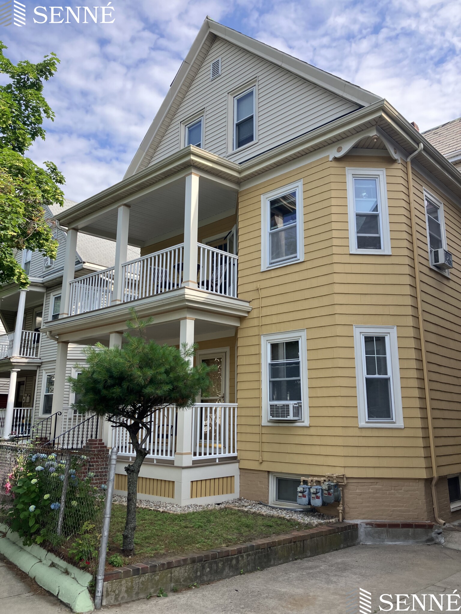 209 Highland Ave, Powder House Square