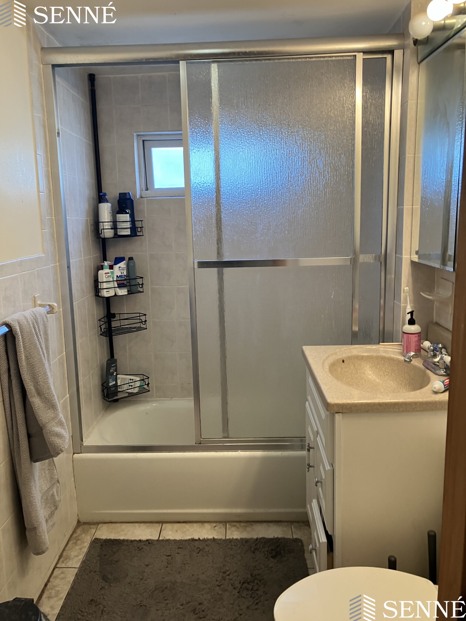 209 Highland Ave, Powder House Square