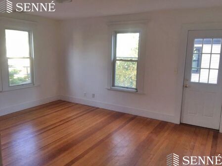 28 Kelly Rd, Cambridgeport