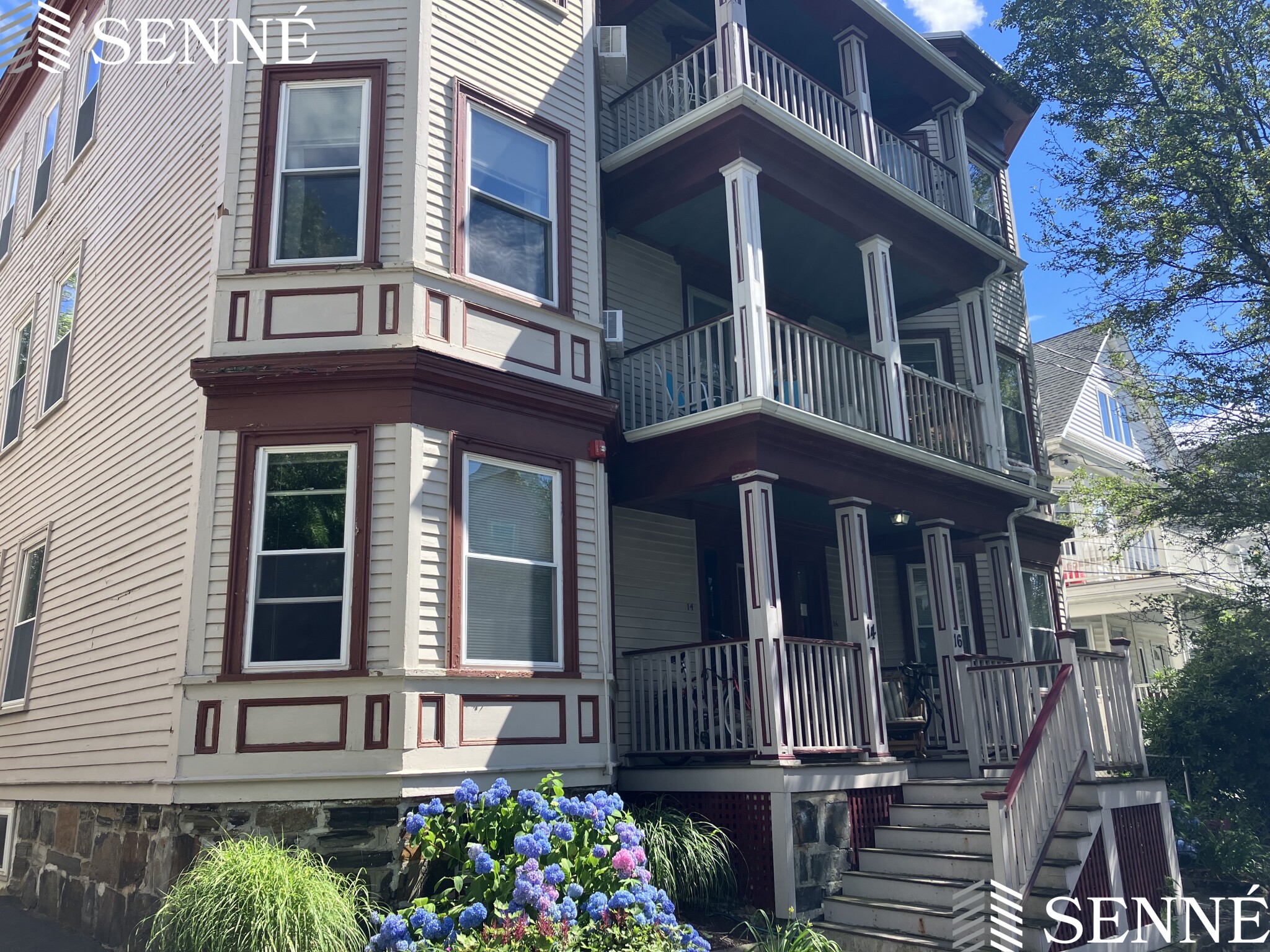 14 Garrison Ave, Teele Square