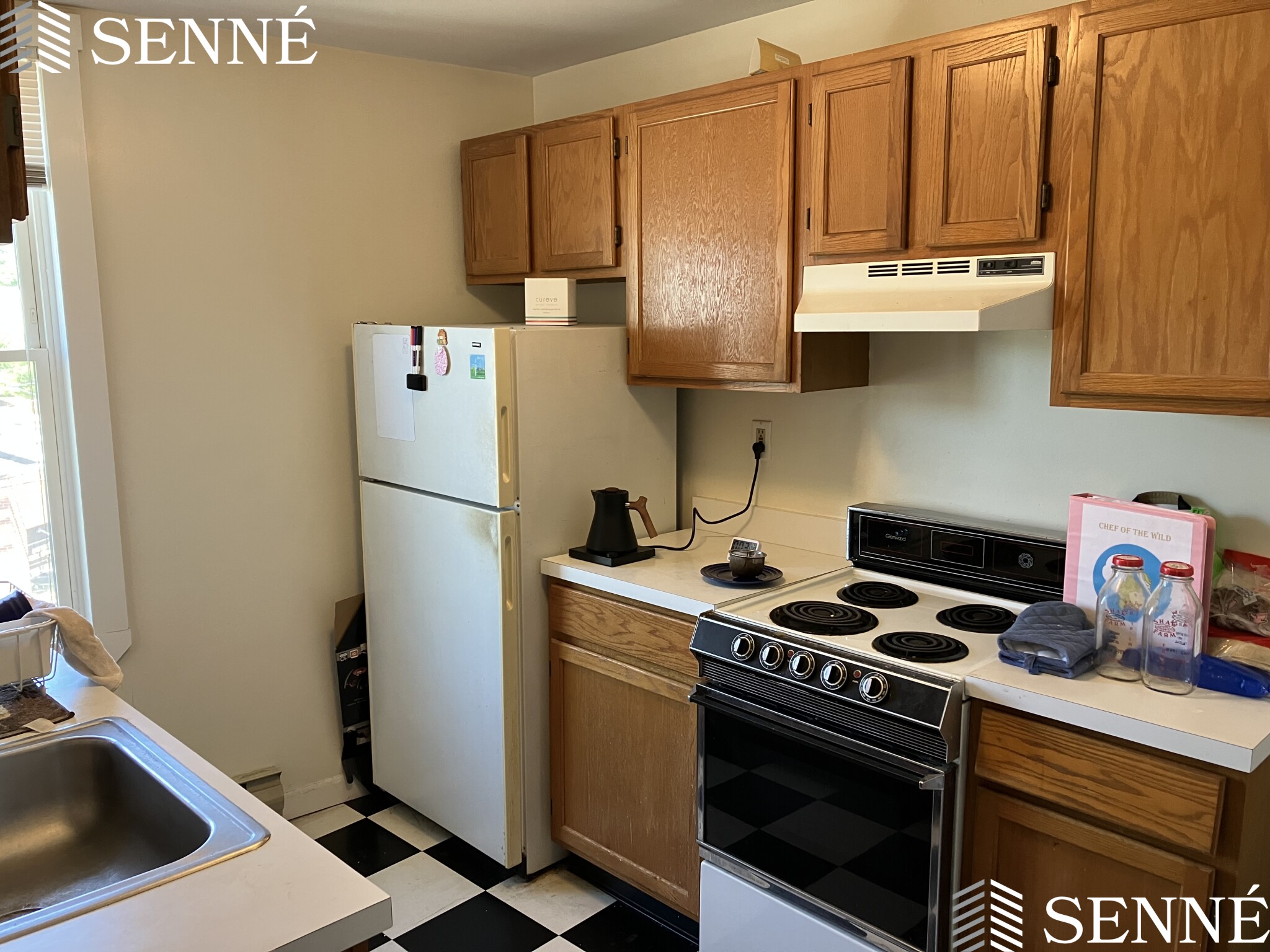 35 Davis Sq, Davis Square