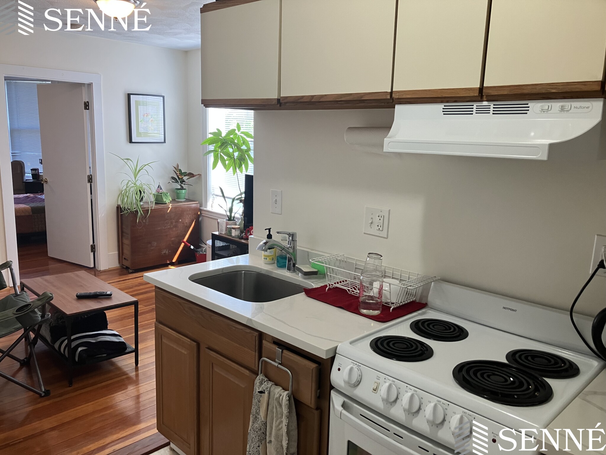 14 Garrison Ave, Teele Square