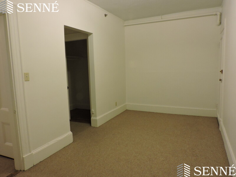 1010 Cambridge St, Wellington-Harrington