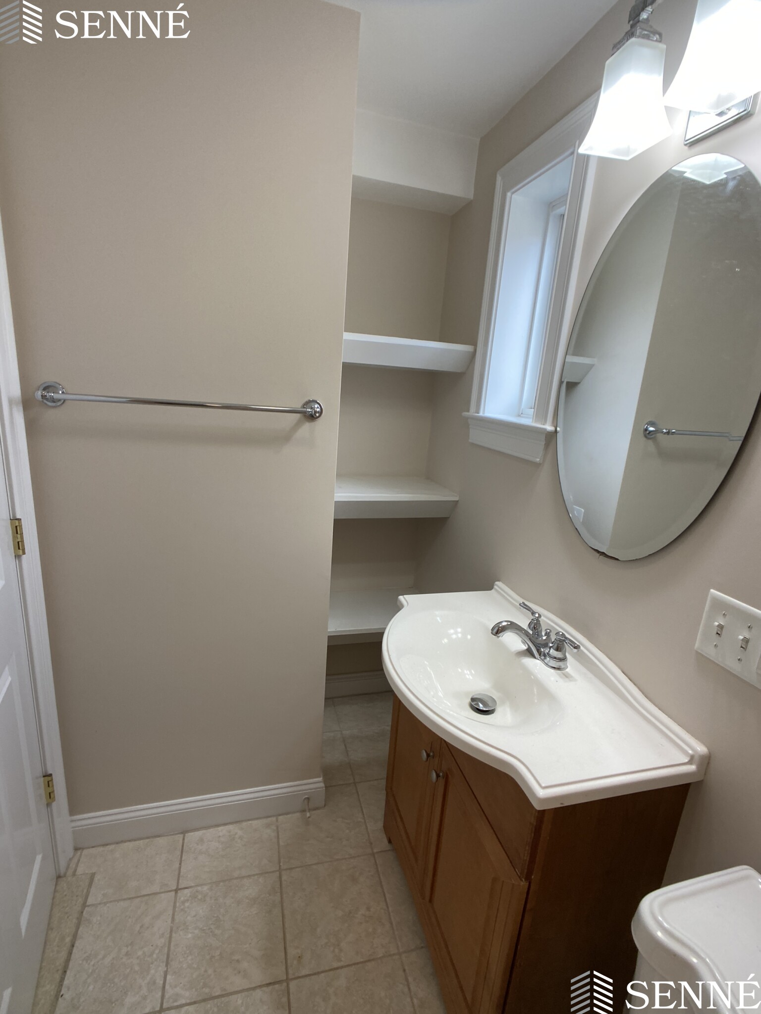 9 Winthrop Ct, Medford