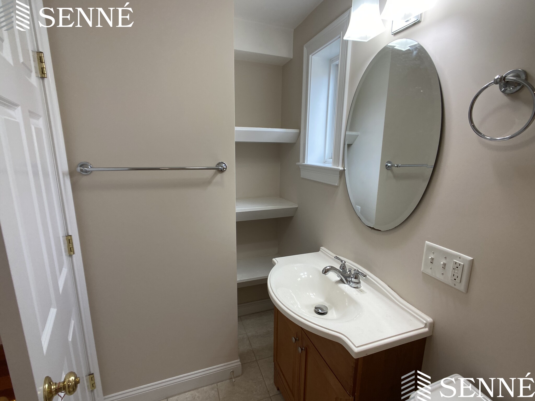 9 Winthrop Ct, Medford