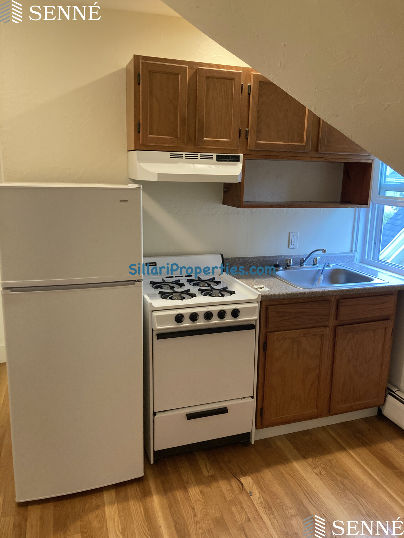 205 Highland Ave, Powder House Square