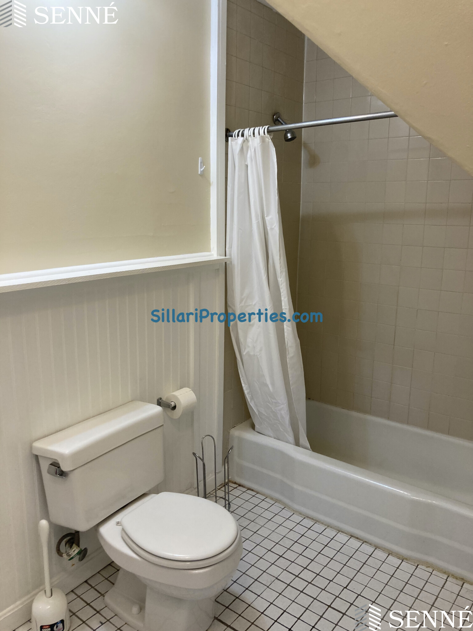 205 Highland Ave, Powder House Square