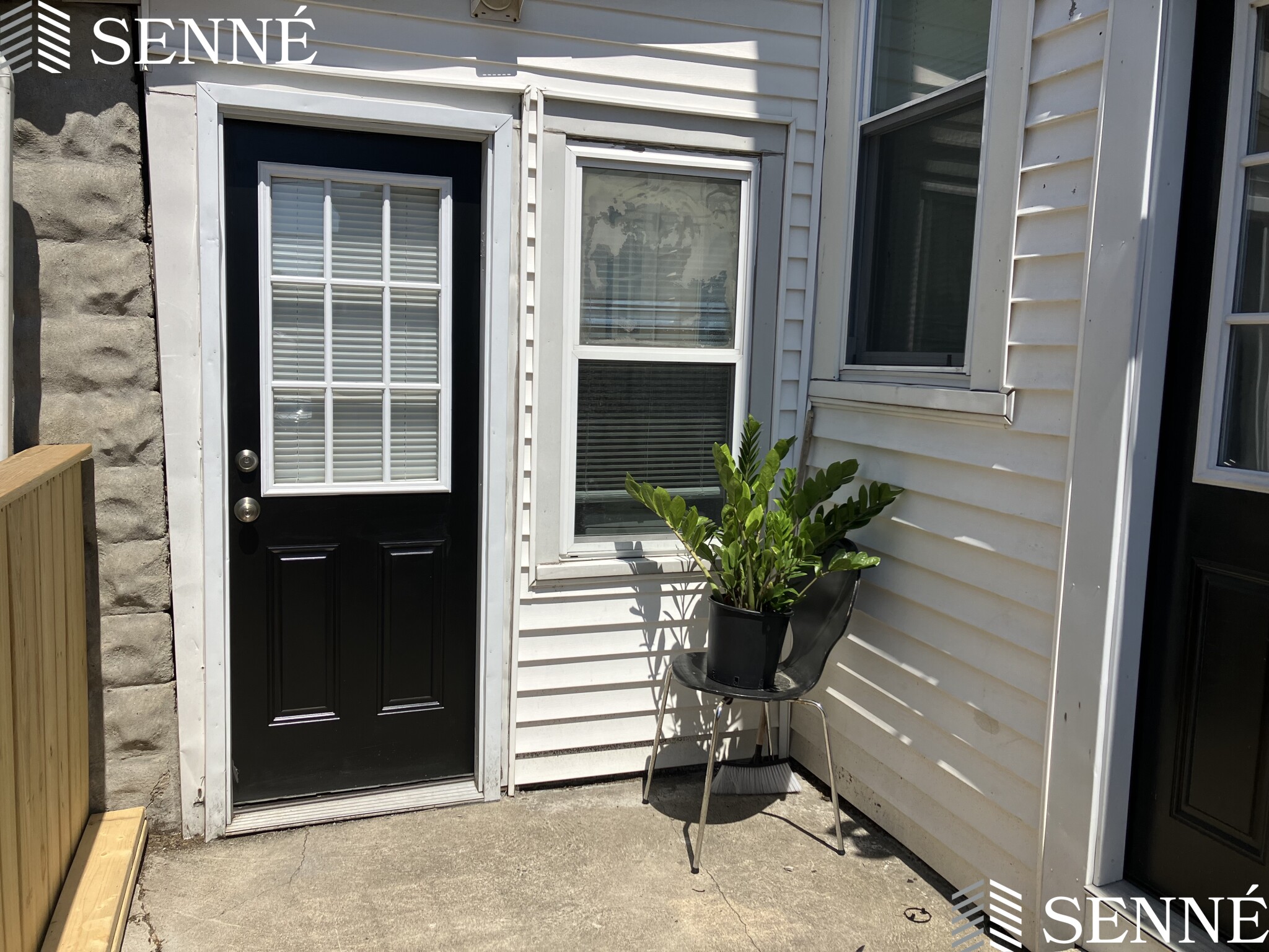 510 Medford St, Magoun Square