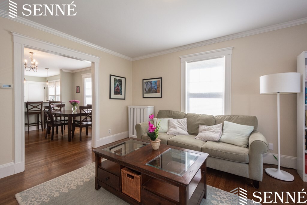 9 Hastings, West Roxbury