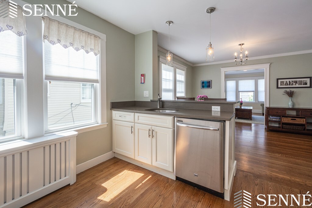 9 Hastings, West Roxbury