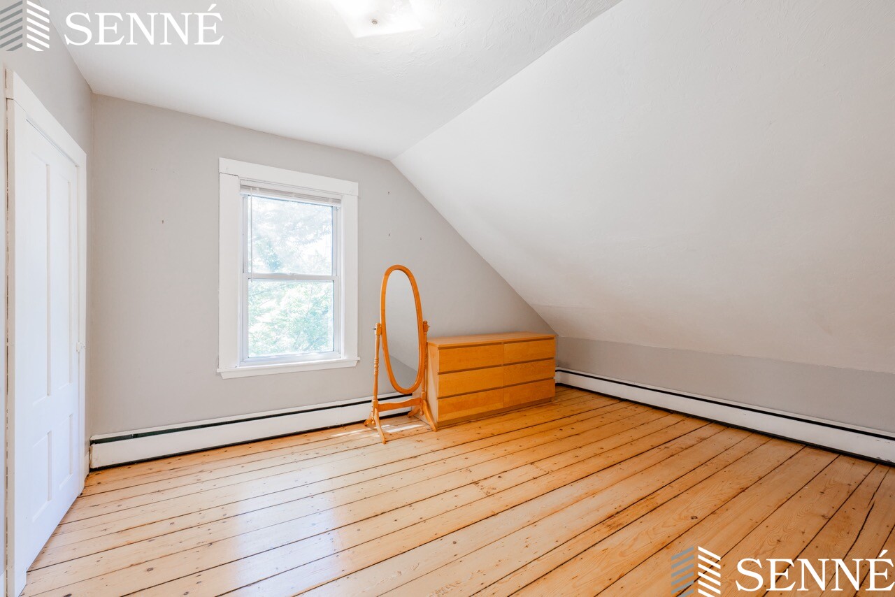 94 Sciarappa St, East Cambridge