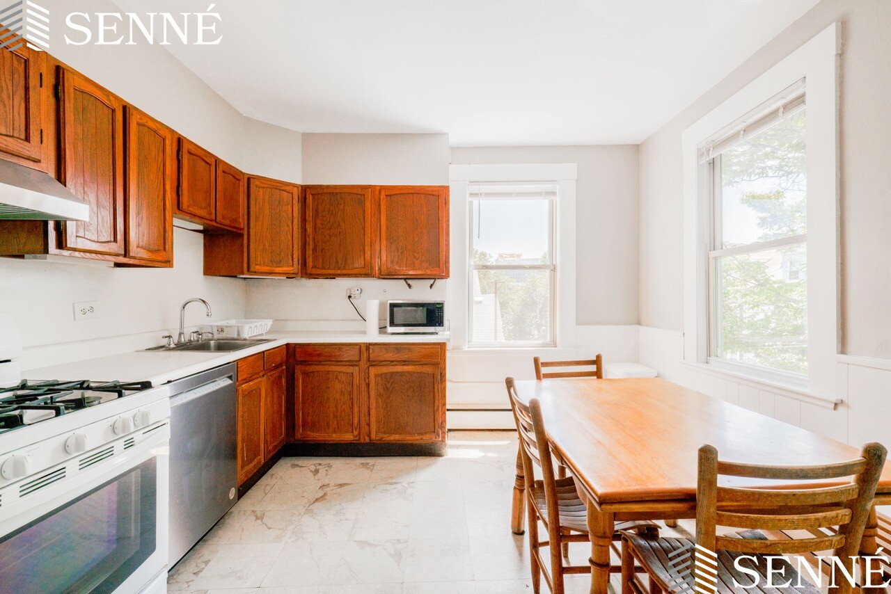 94 Sciarappa St, East Cambridge