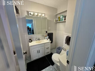 72 College Ave, Tufts