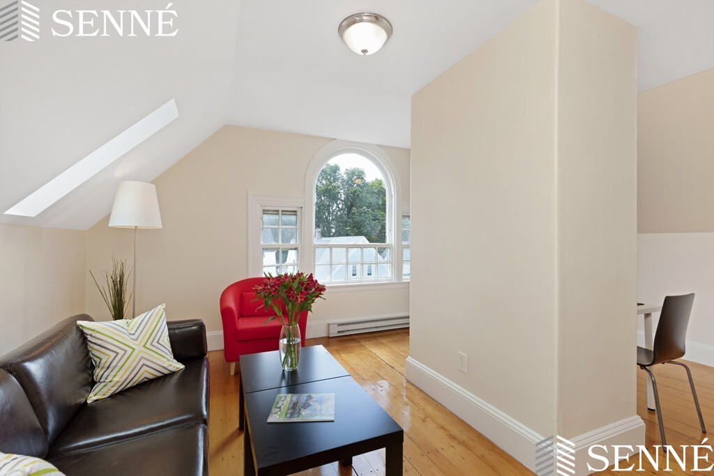 103 Liberty Ave, Davis Square