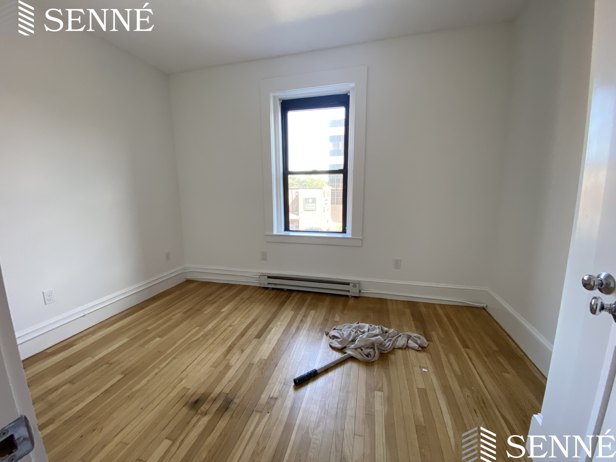 991 Massachusetts Ave, Harvard Square