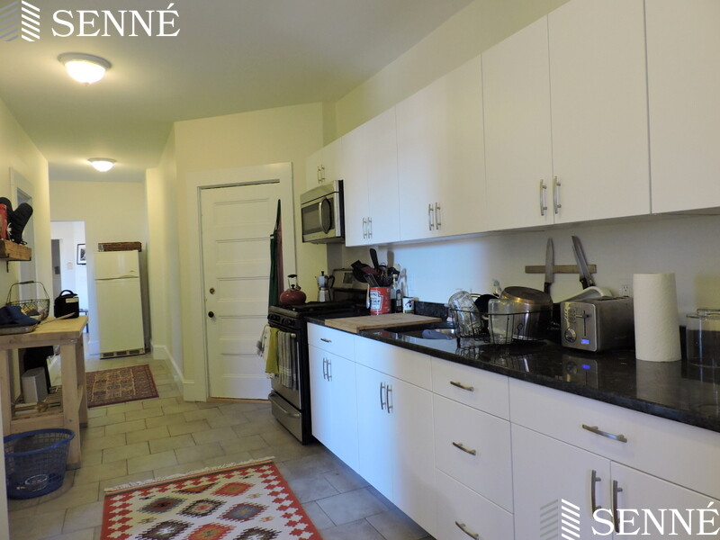 991 Massachusetts Ave, Harvard Square