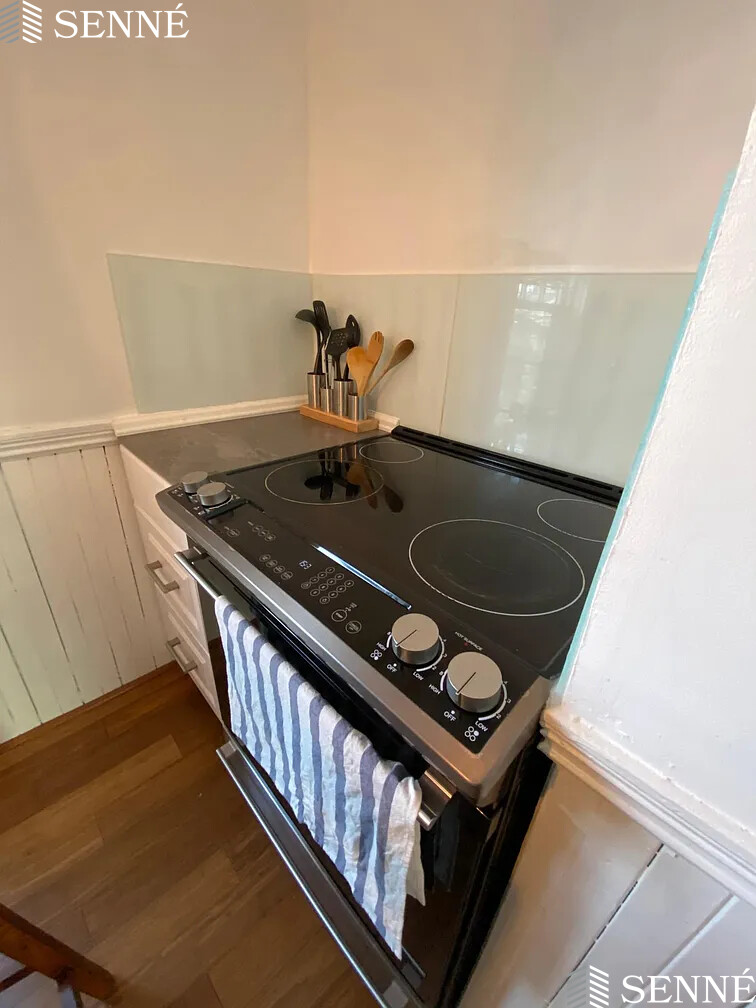 10 Bowdoin St, Neighborhood Nine