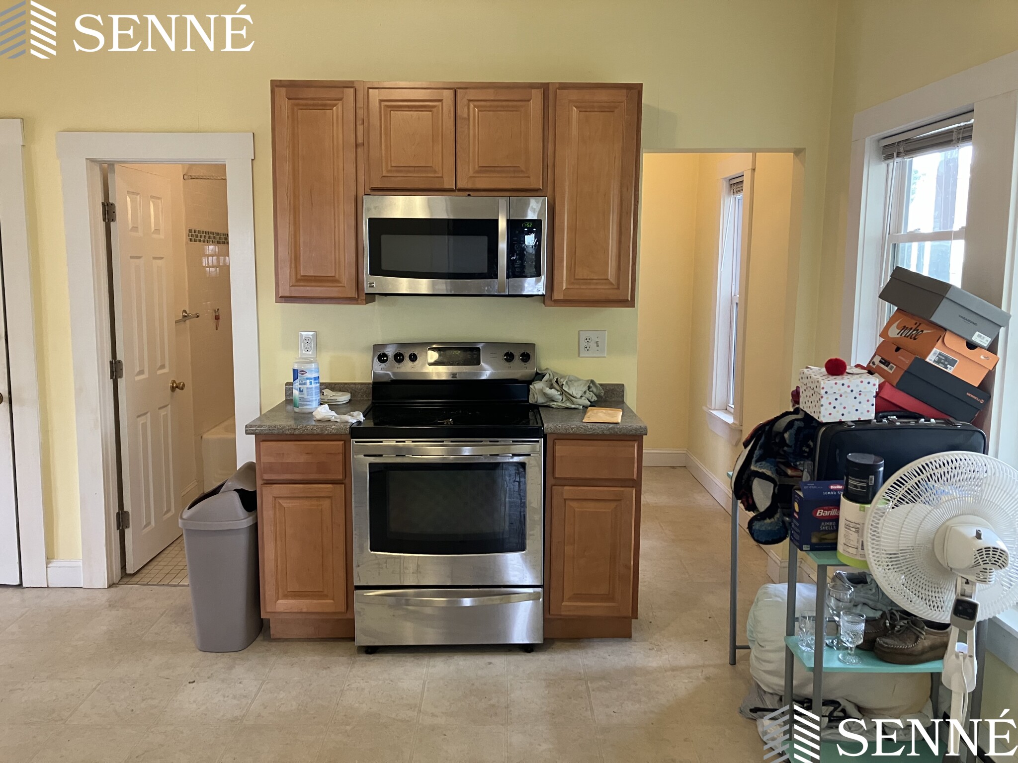 186 Lowell St, Powder House Square