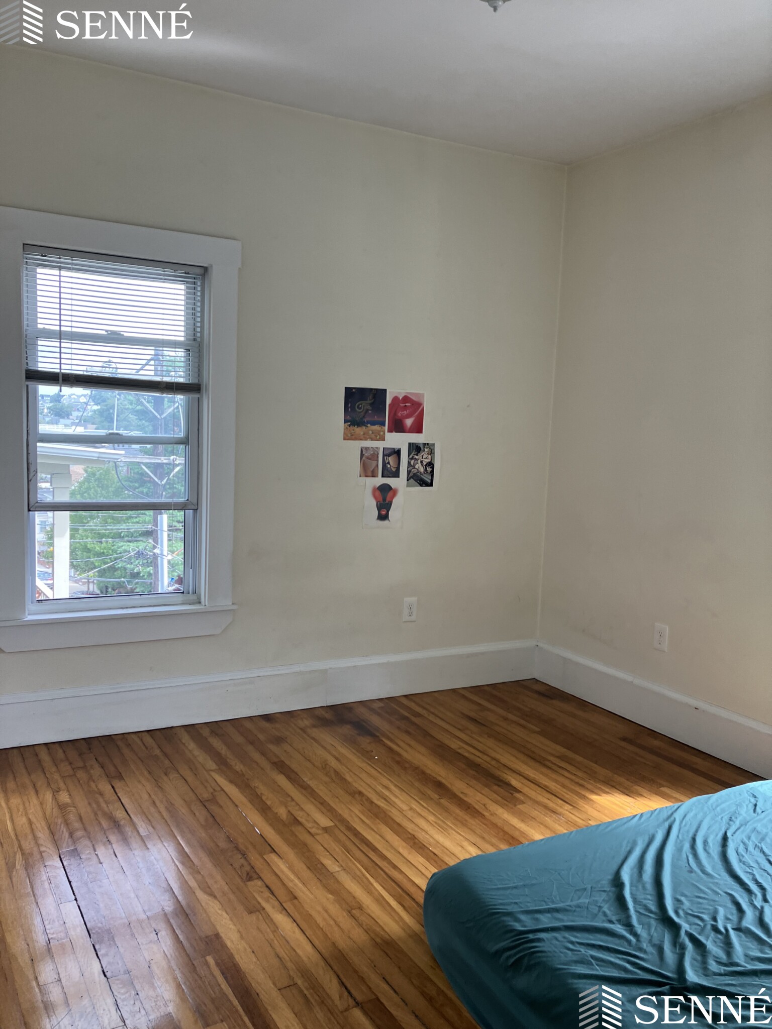 186 Lowell St, Powder House Square