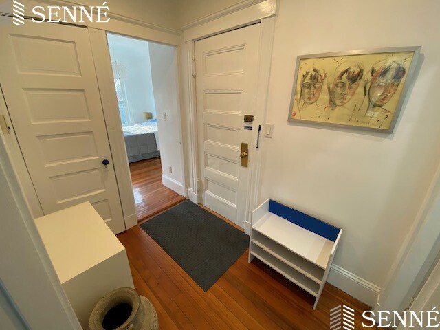 10 Bowdoin St, Neighborhood Nine