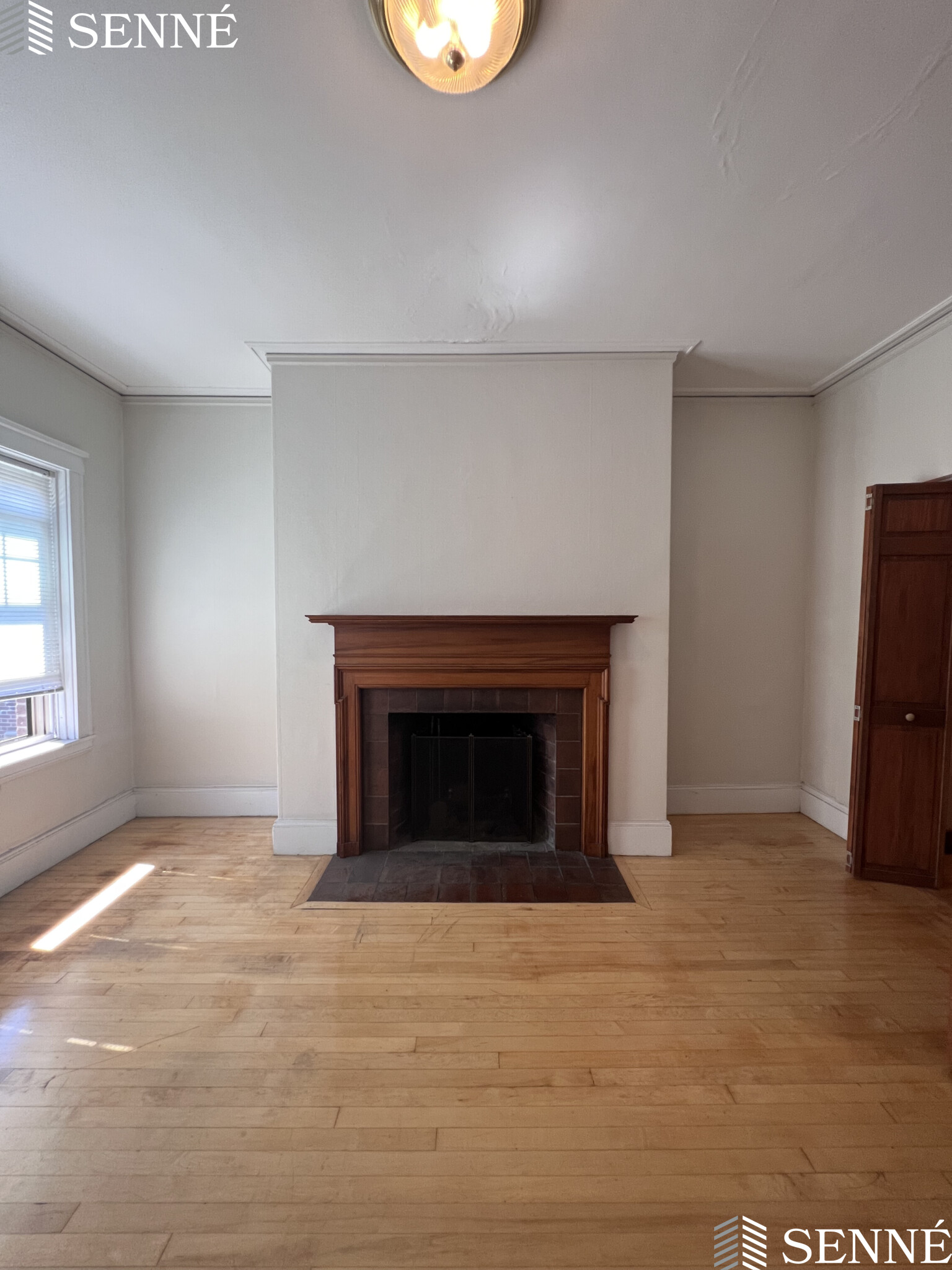 3 Linnaean St, Neighborhood Nine