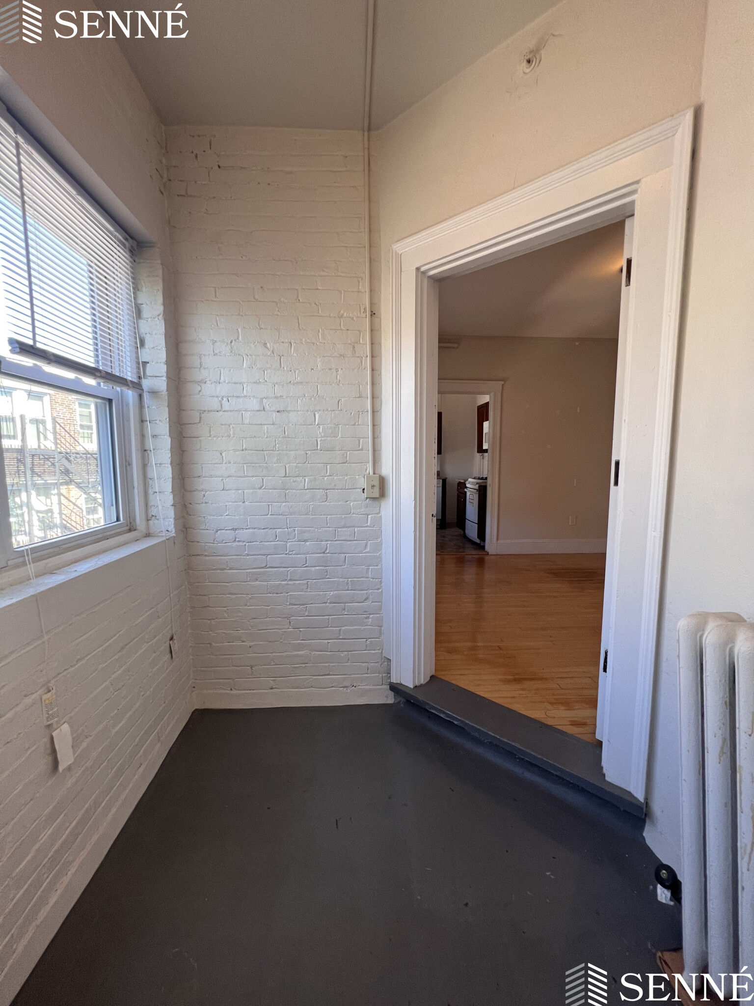 3 Linnaean St, Neighborhood Nine