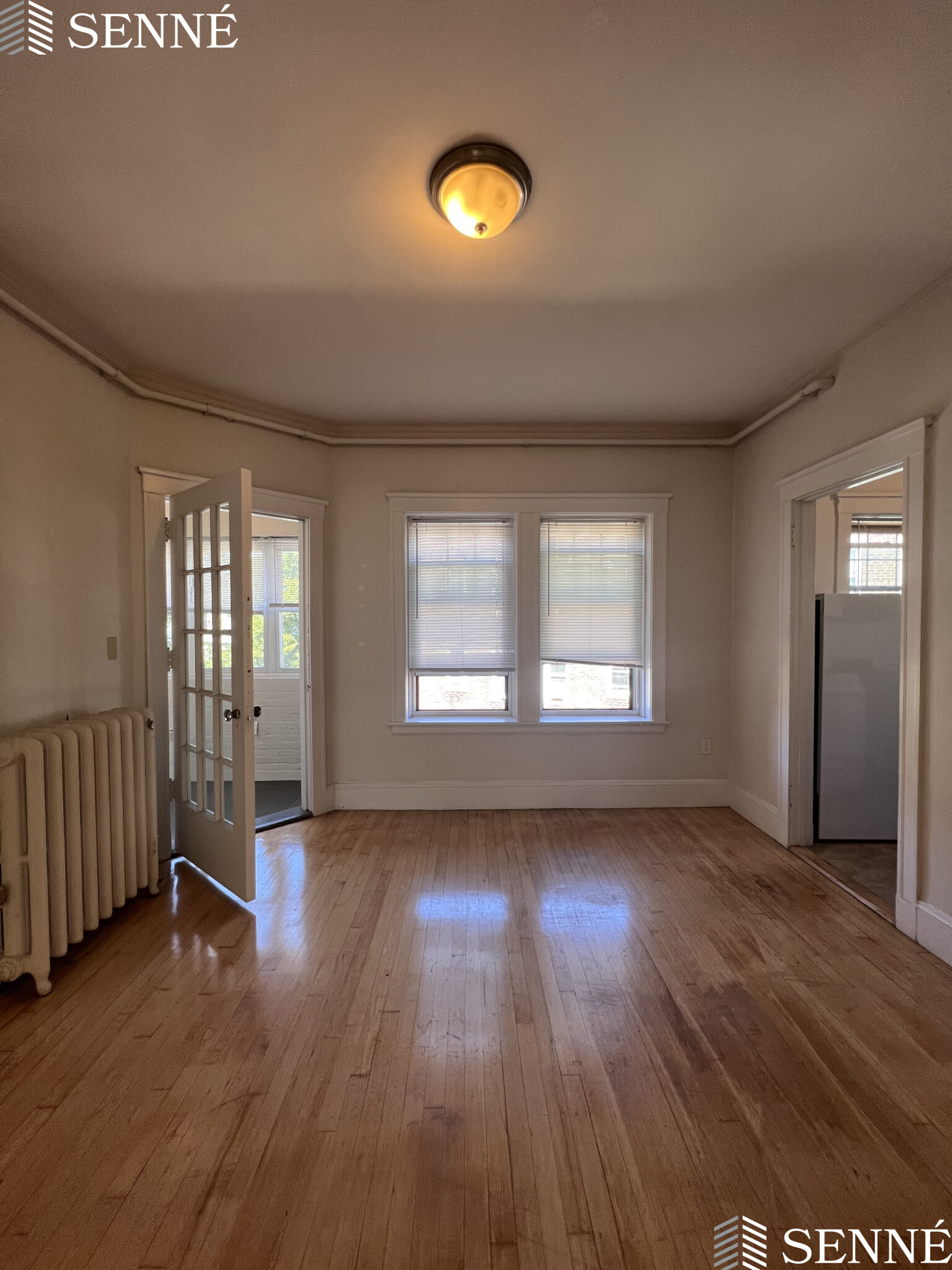 3 Linnaean St, Neighborhood Nine