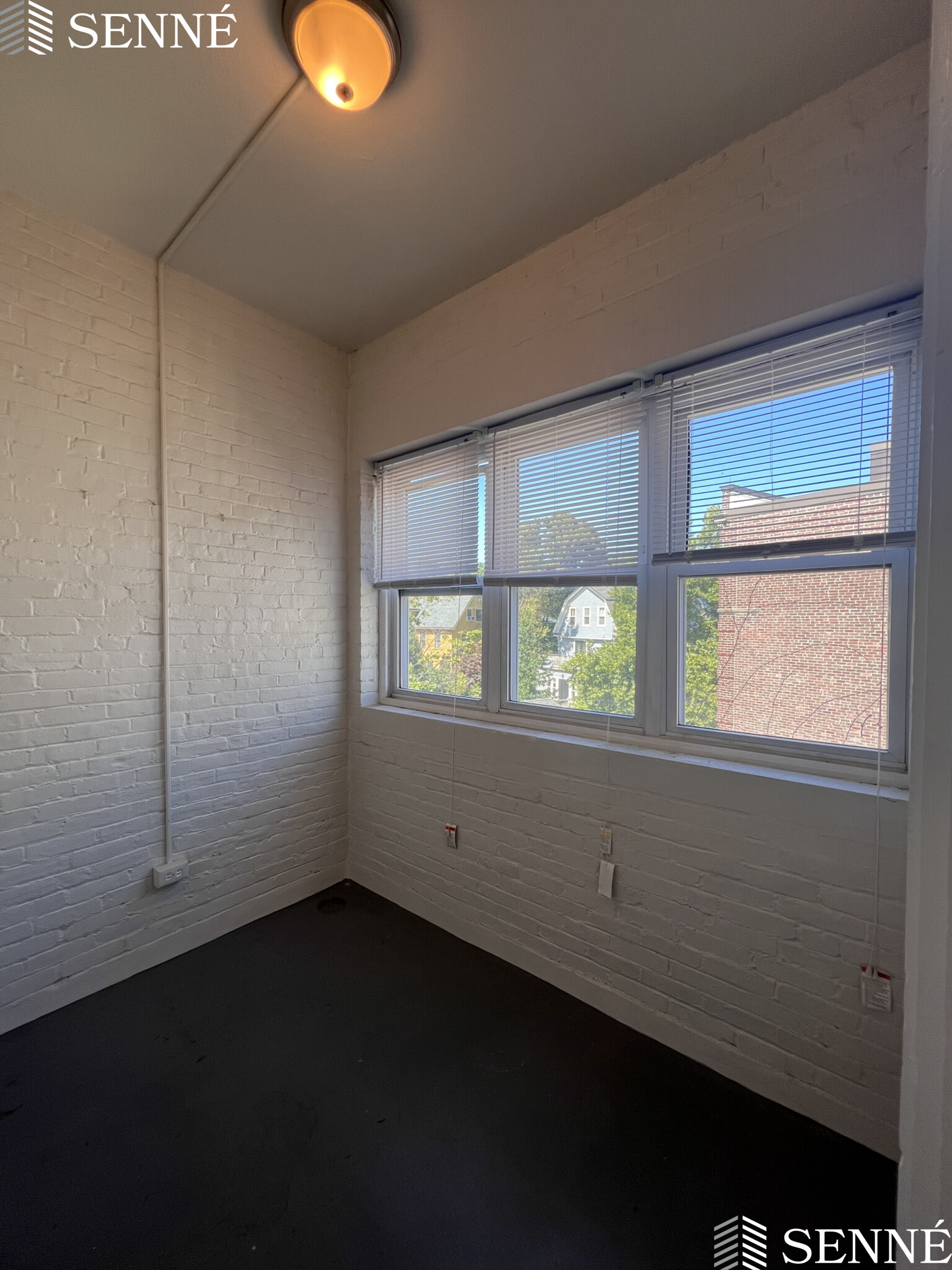 3 Linnaean St, Neighborhood Nine