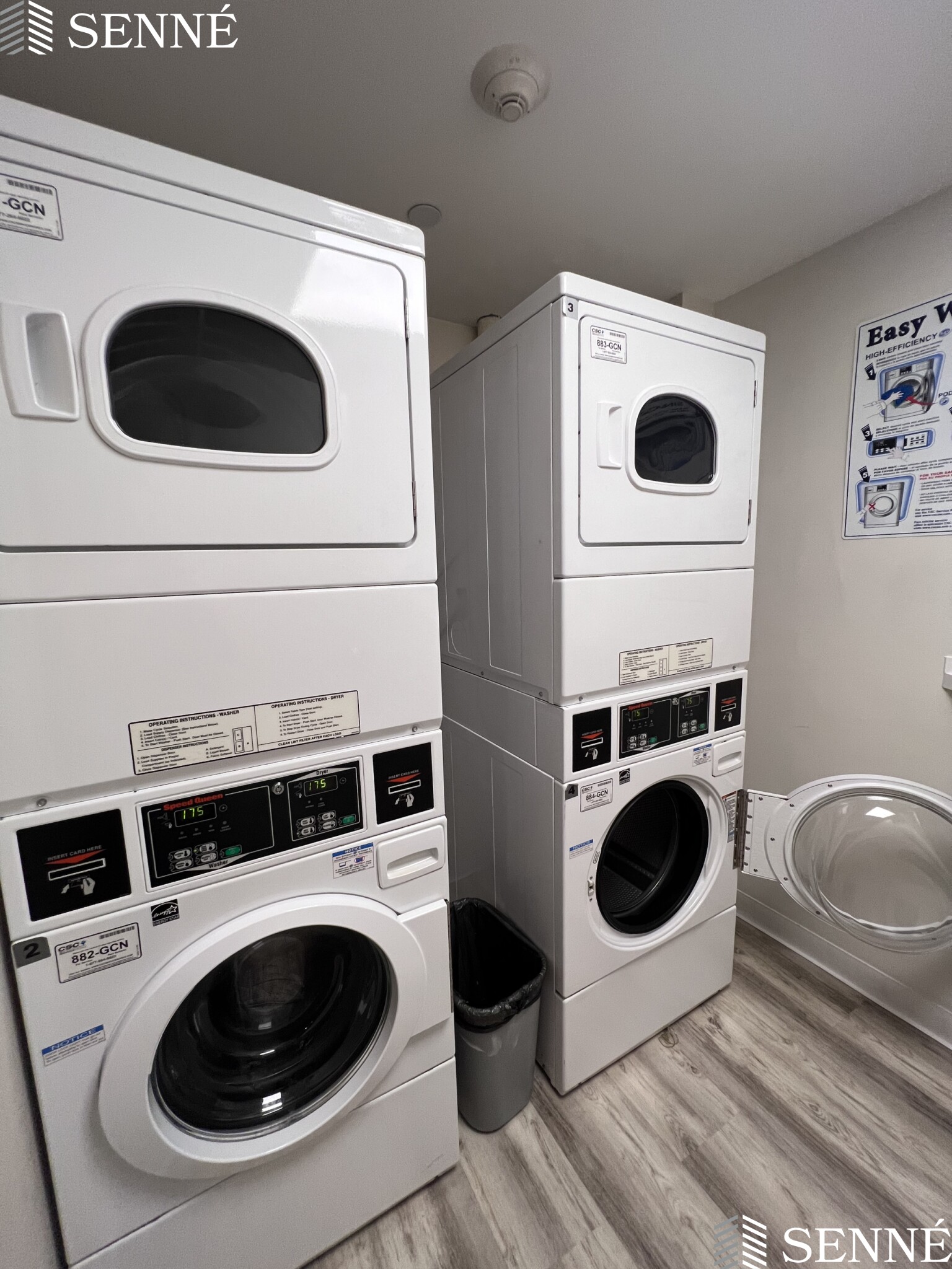 1008 Massachusetts Ave, Riverside