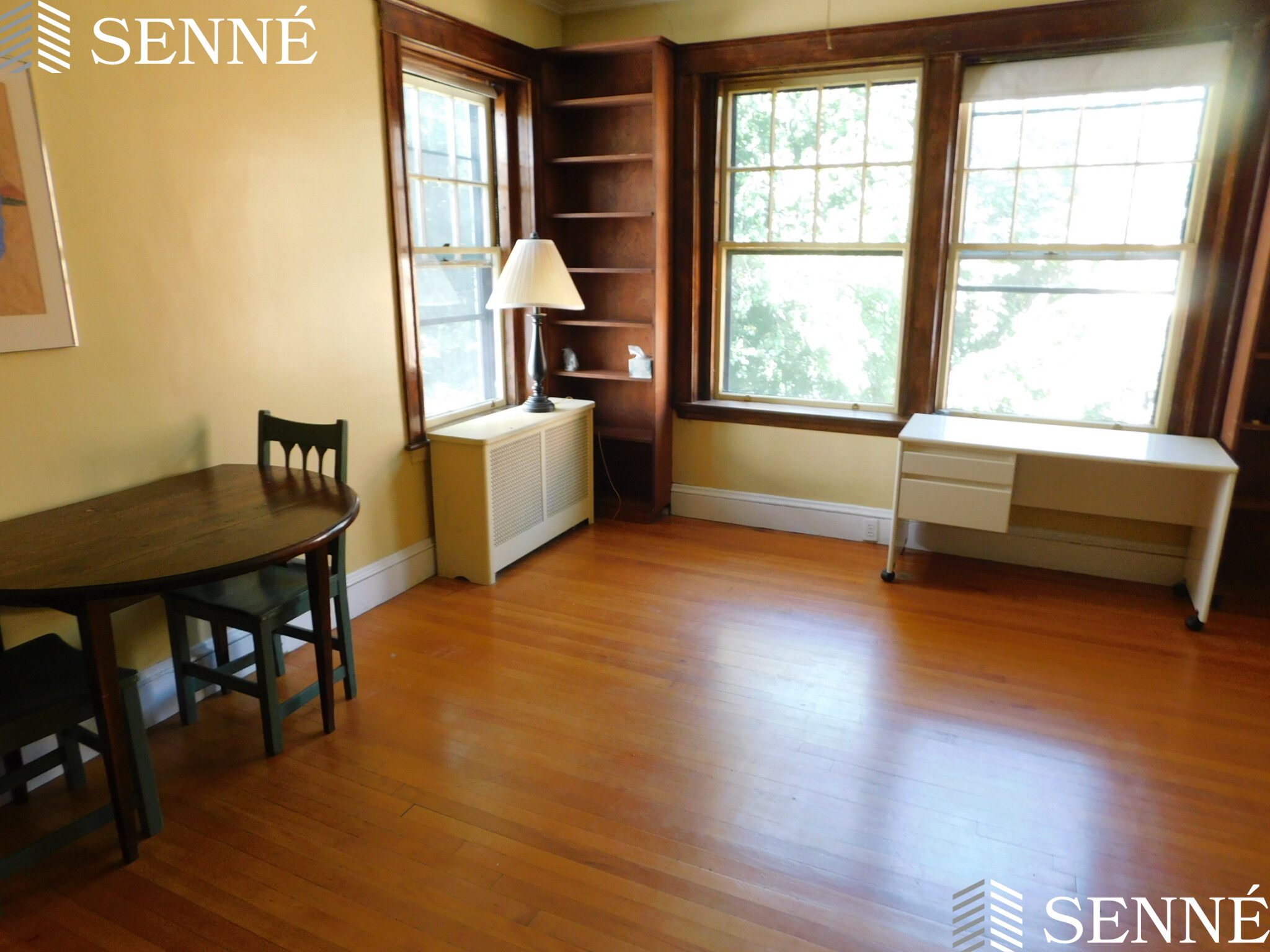 27 Linnaean St, Neighborhood Nine