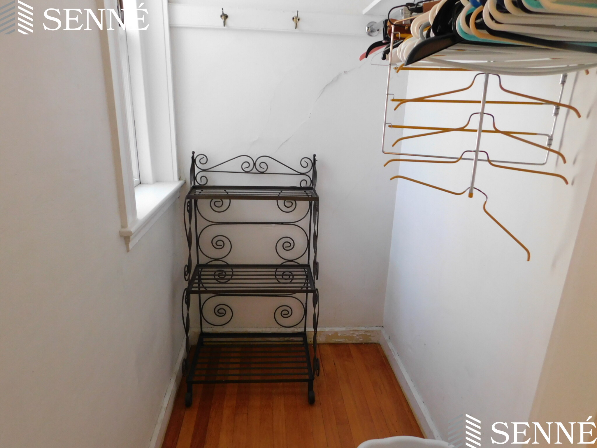 27 Linnaean St, Neighborhood Nine