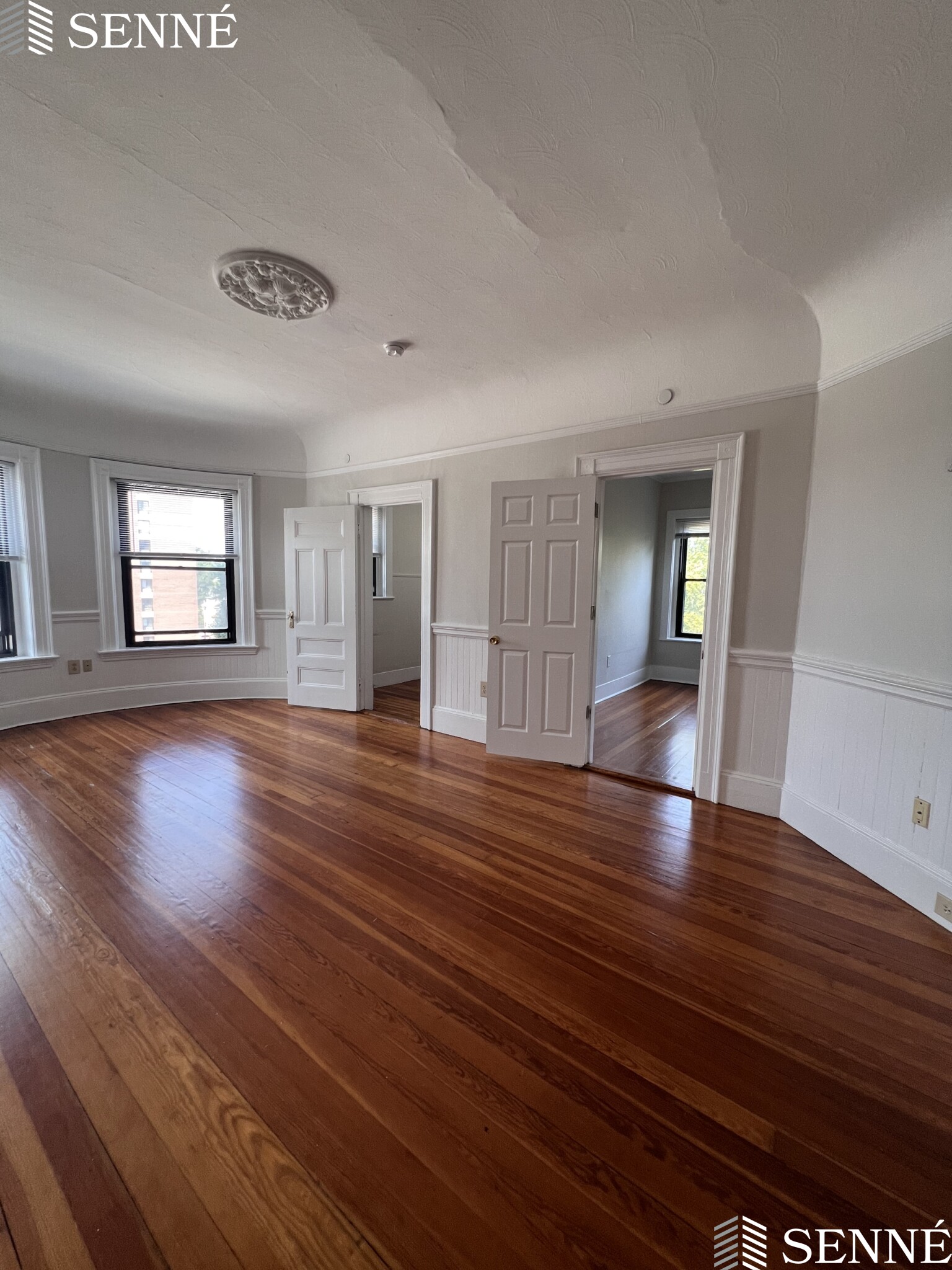 1039 Massachusetts Ave, Mid Cambridge