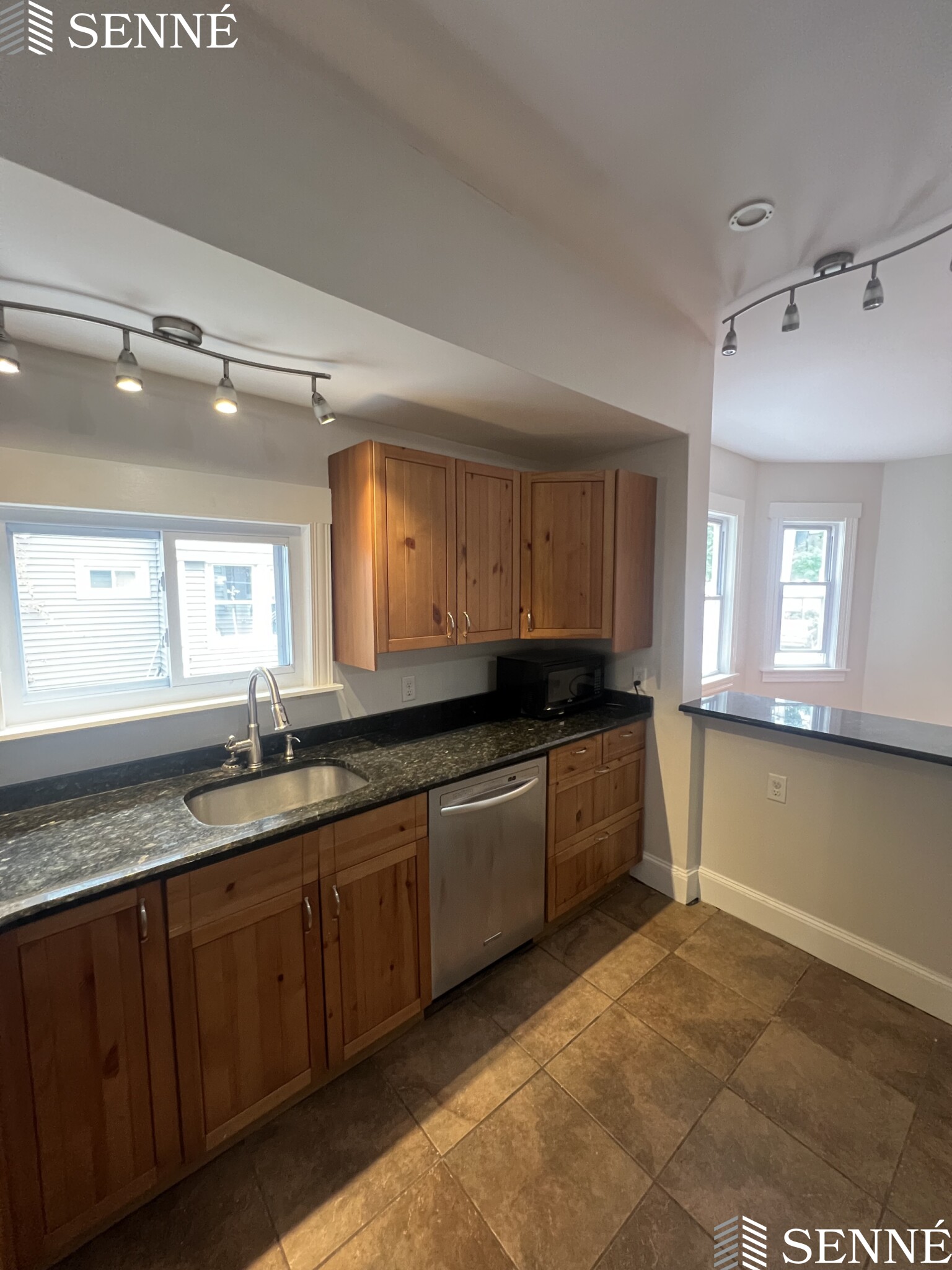 47 Guinan St, The Highlands