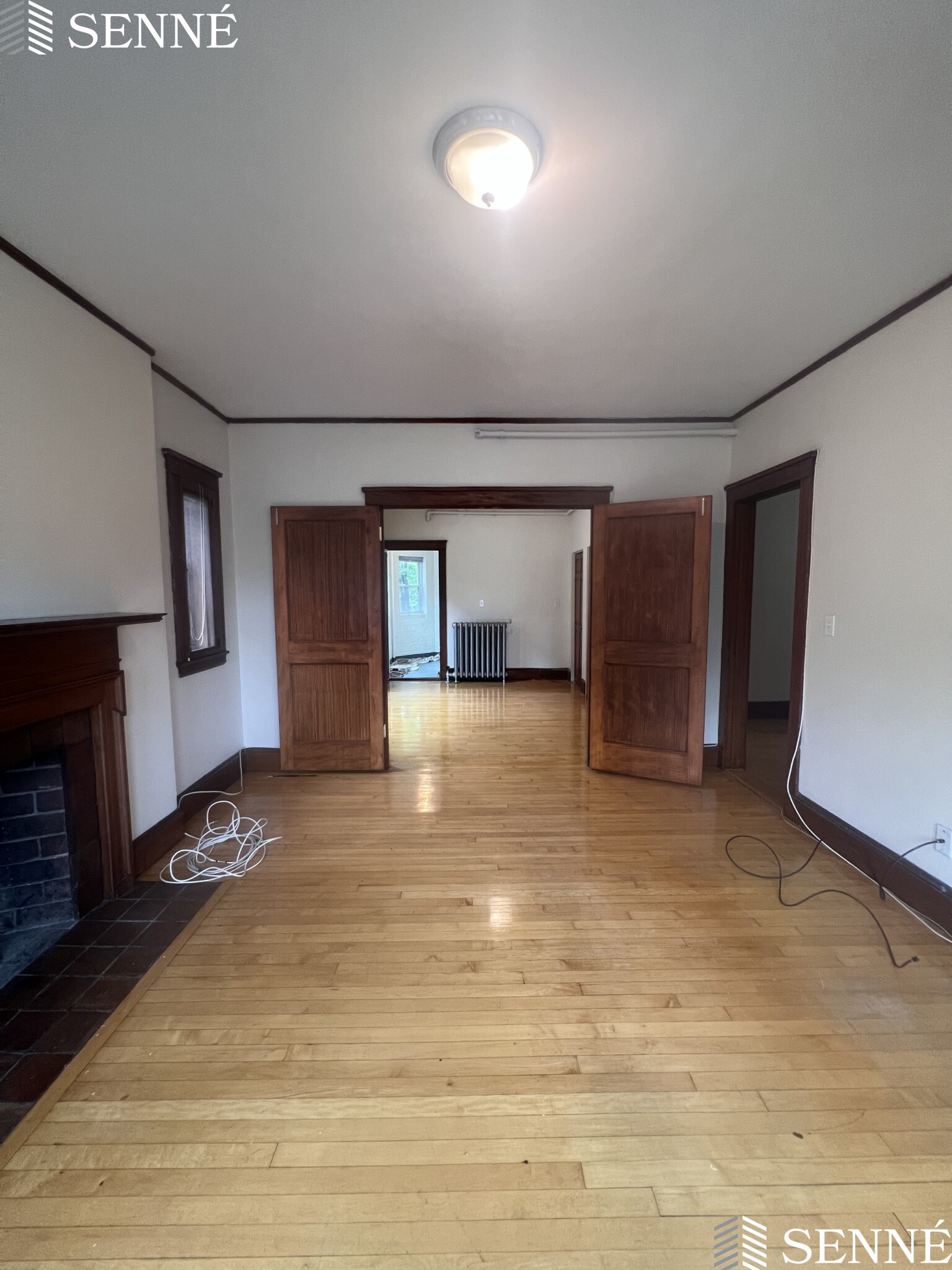 5 Linnaean St, Neighborhood Nine