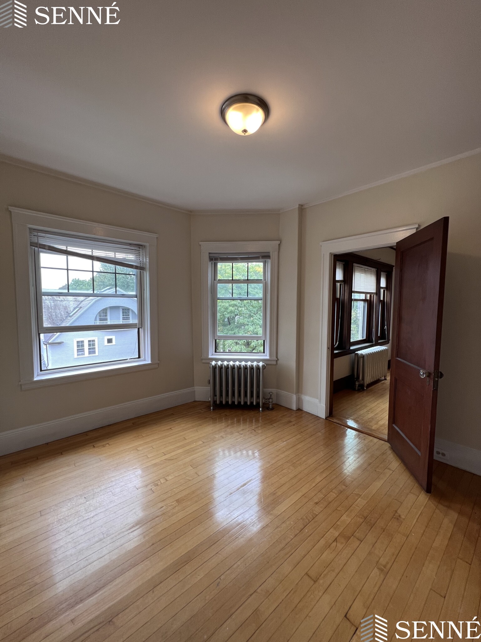 5 Linnaean St, Neighborhood Nine