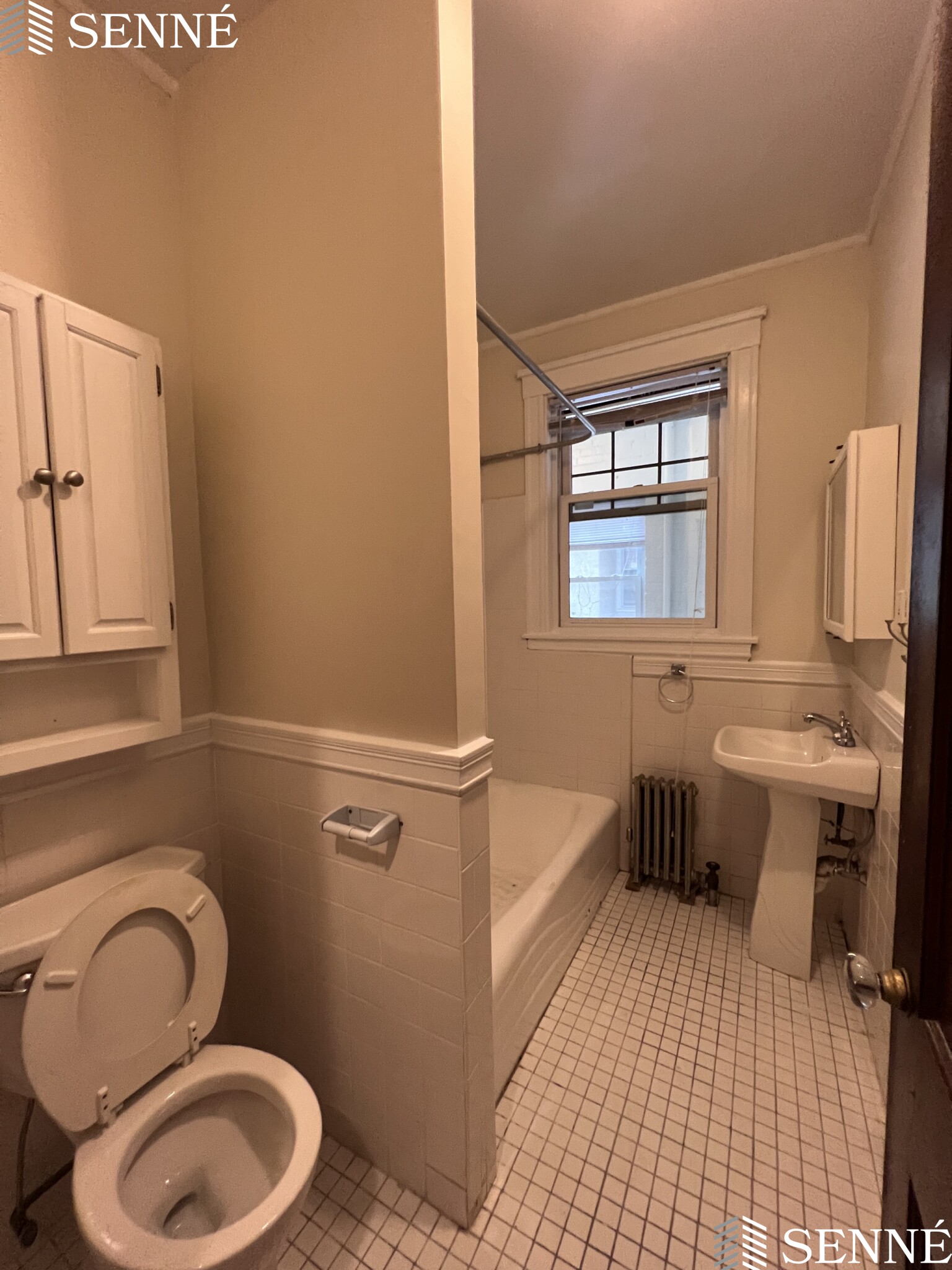 5 Linnaean St, Neighborhood Nine