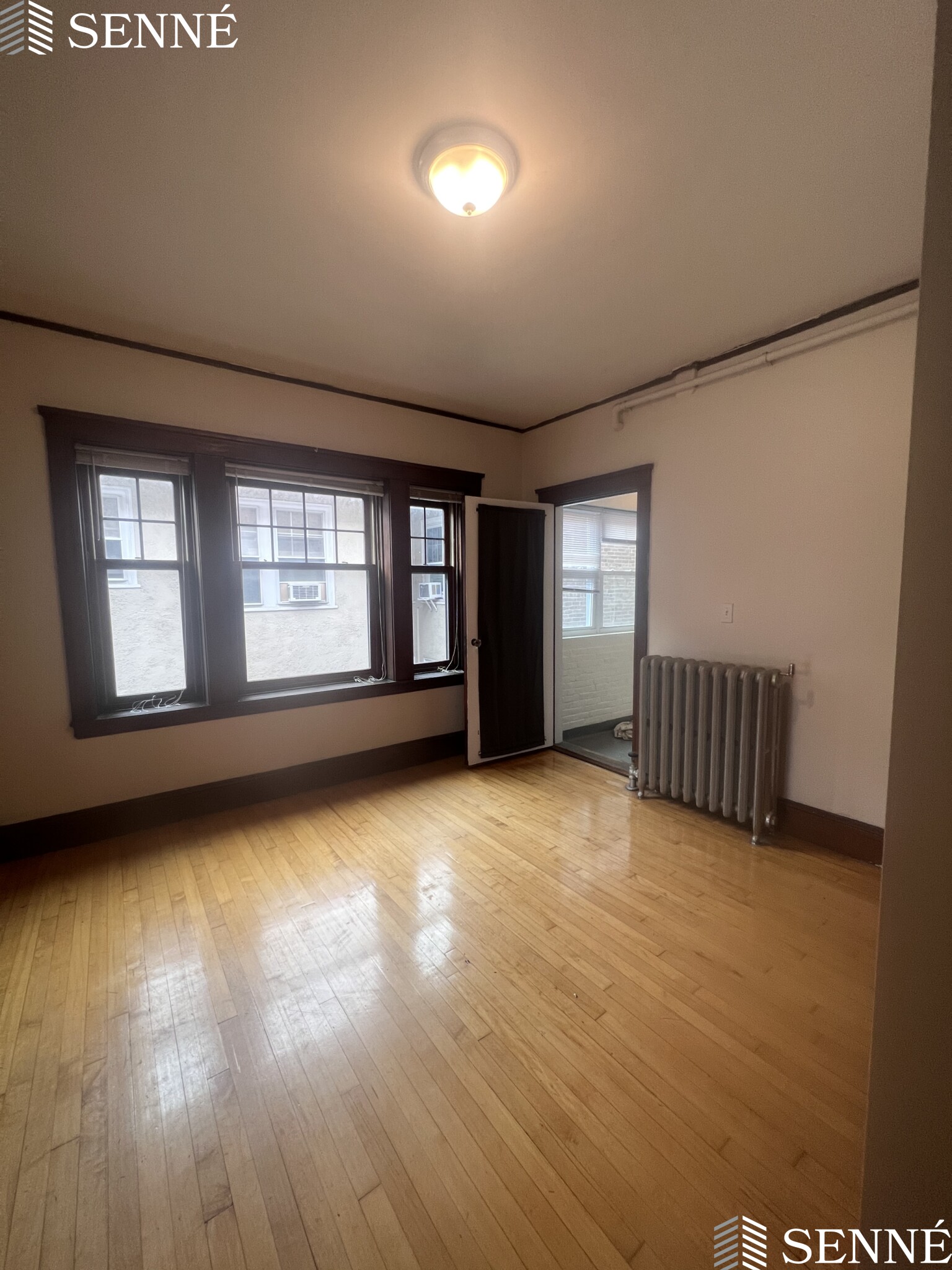 5 Linnaean St, Neighborhood Nine