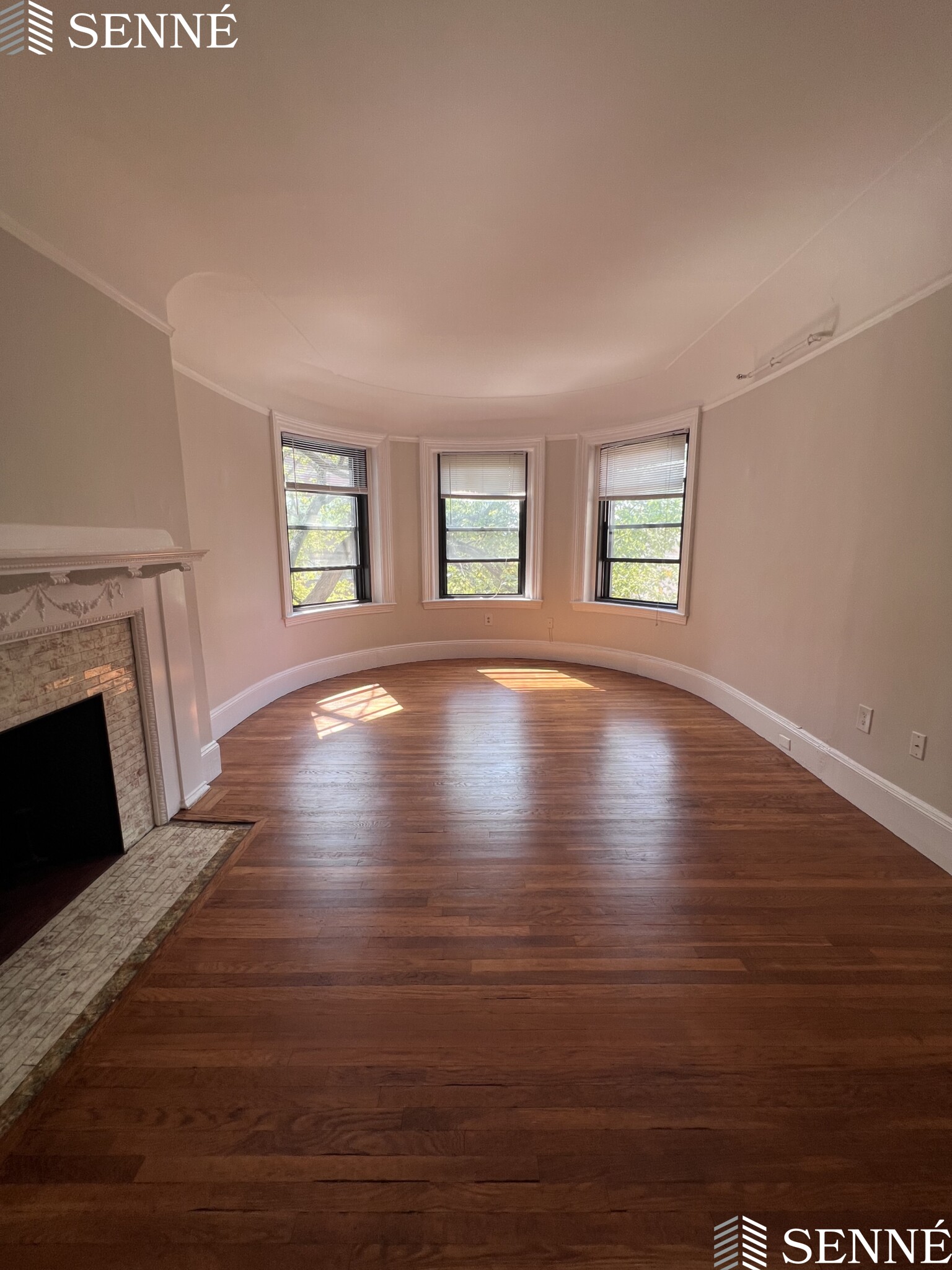 1039 Massachusetts Ave, Mid Cambridge