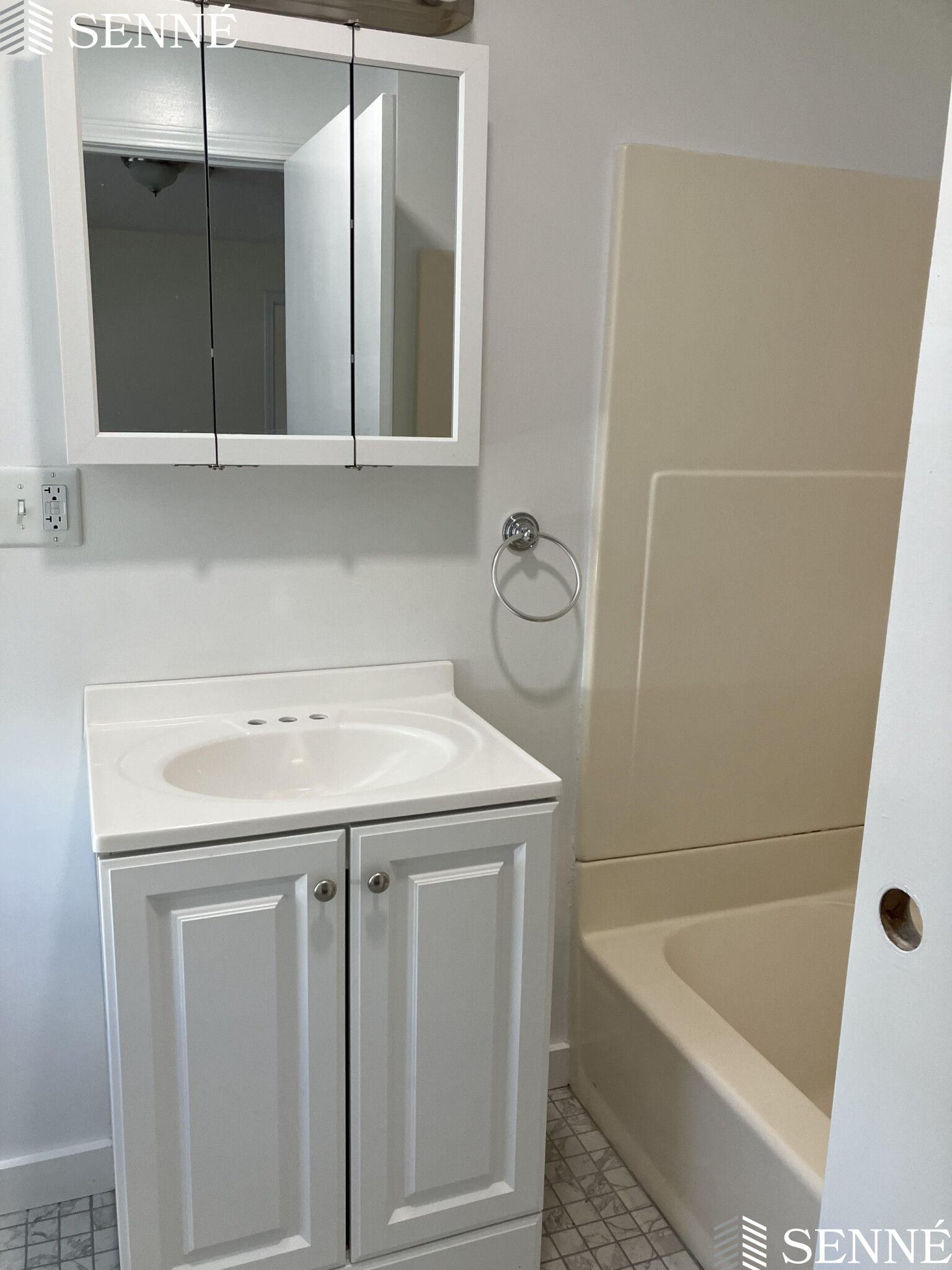 35 Davis Sq, Davis Square