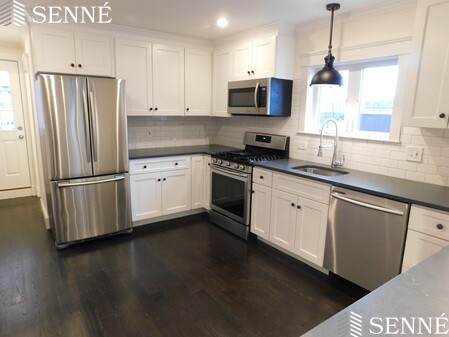 2 Bowdoin St, Neighborhood Nine