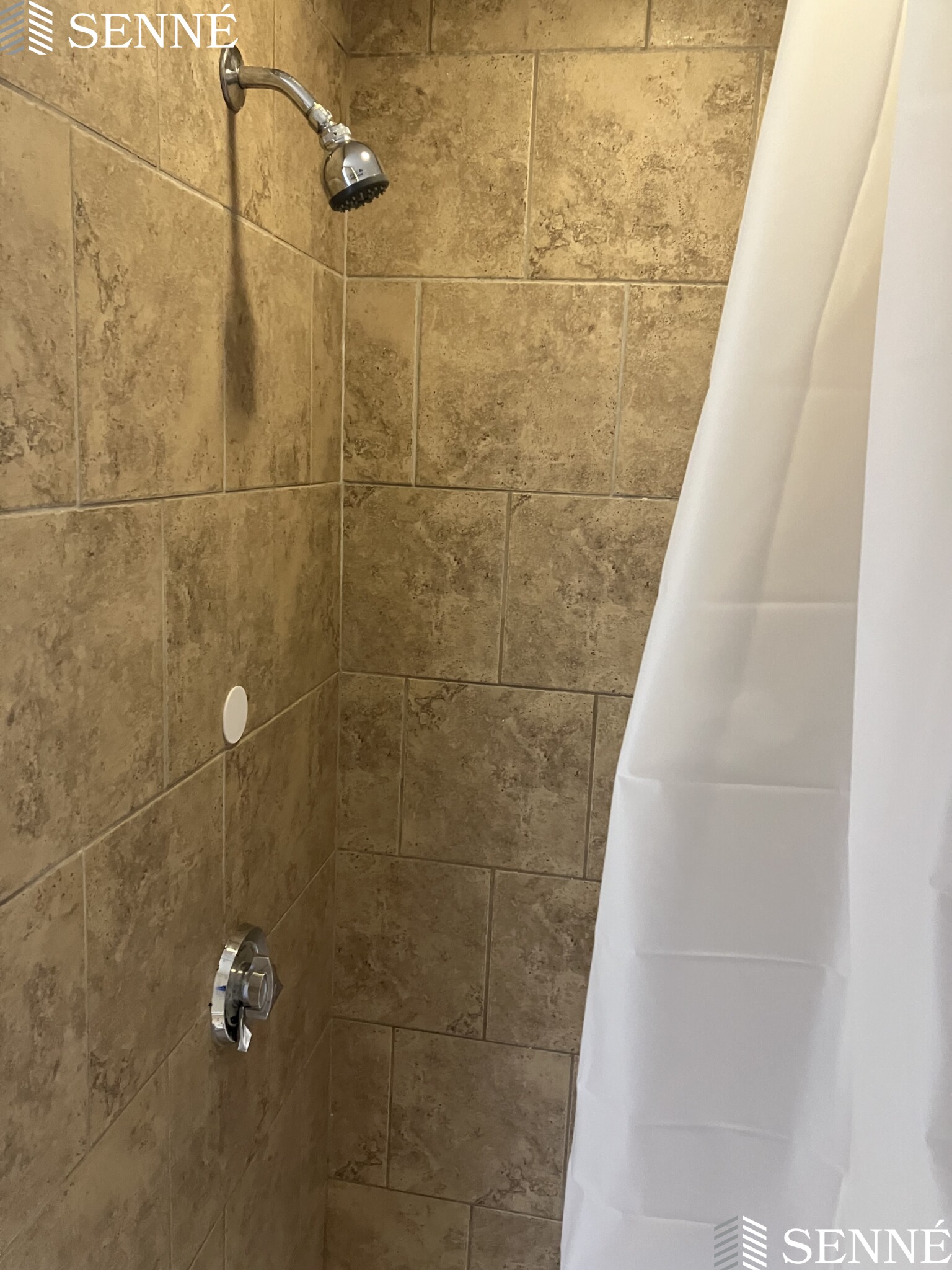 512 Medford St, Magoun Square