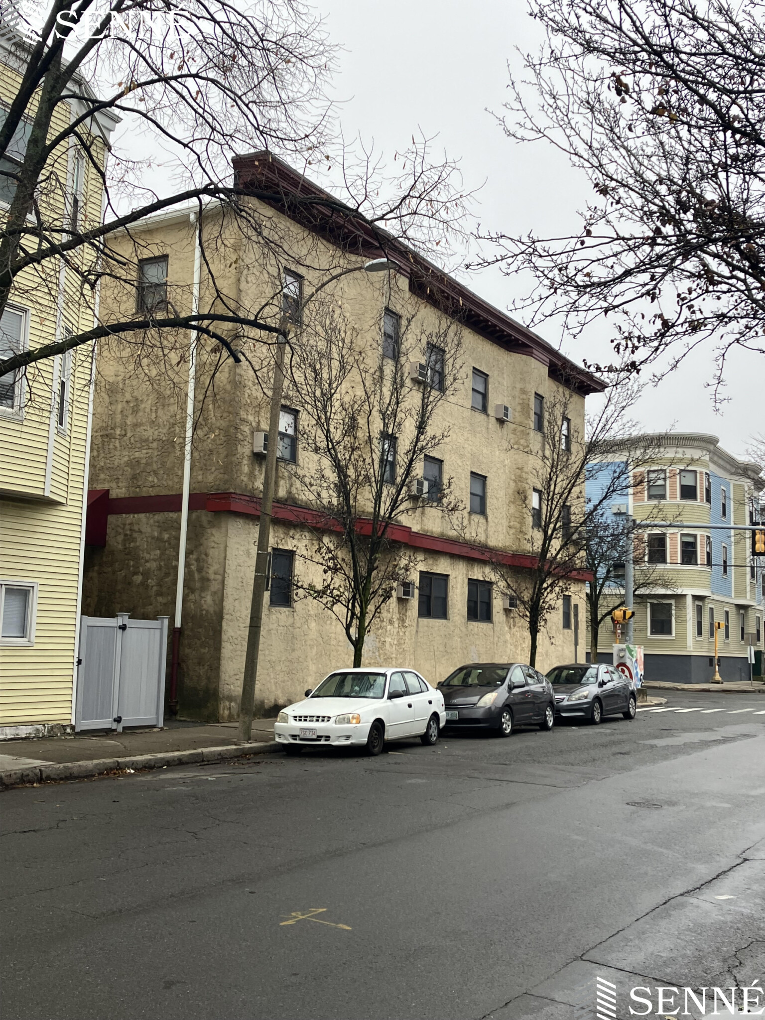 111 Walnut St, Winter Hill